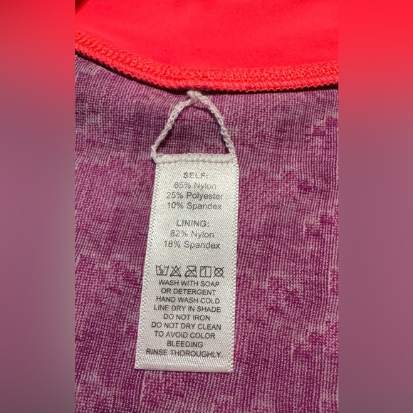 Mini Wet Girls Rash Guard Rumi HOUNDSTOOTH 8 Years NWT - Picture 6 of 6